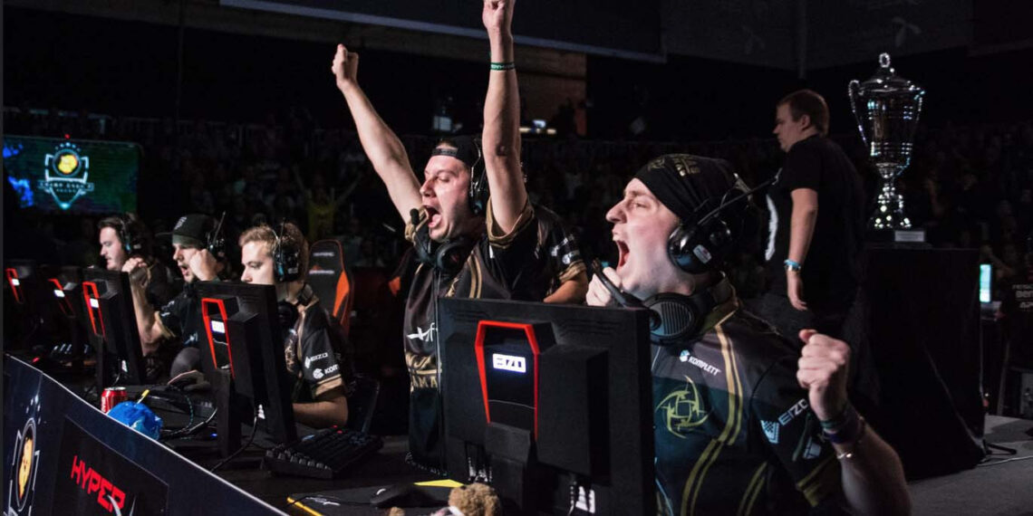 Flere unge drømmer om karriere inden for e-sport